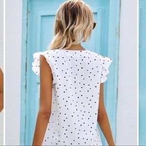 New Abercrombie | Cute Frills & Pokadot Top